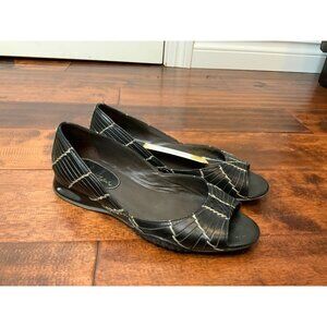 Cole Haan Black Woven Open Toe Flas, Size 6 (US)